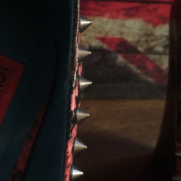 London Rebel Fuschia Multi Snake Spike Wedge 7.5 - Picture 3 of 6